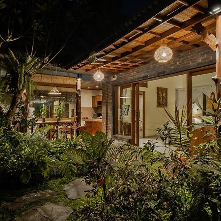 Teja Lokha Ubud Villa Esterno foto